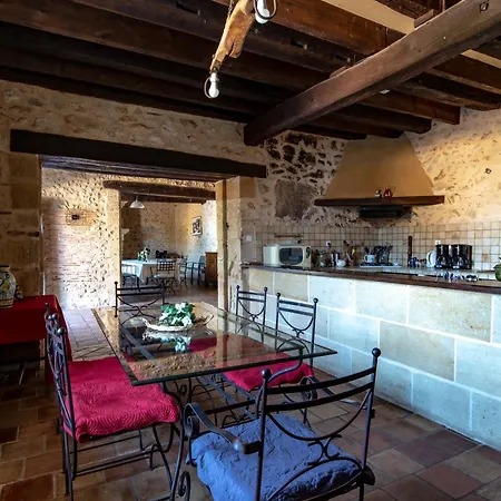 Refuge De Perreau Saint-Michel-de-Montaigne