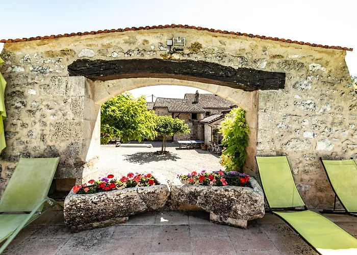 Nyaraló Refuge De Perreau Saint-Michel-de-Montaigne